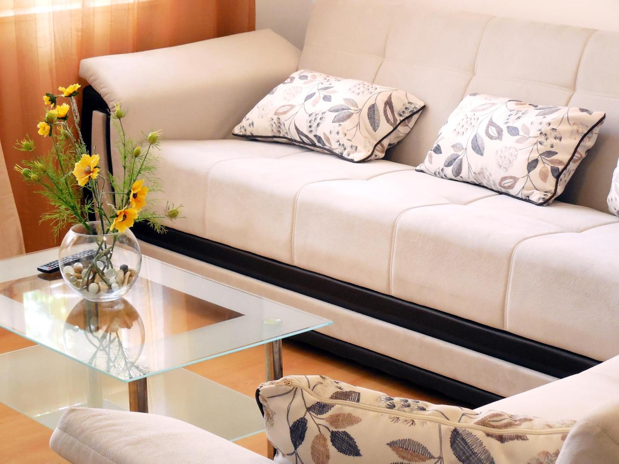 Orange Bamboo Apartment
